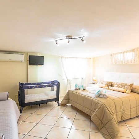 House Da Mary Apartment Caserta Ngoại thất bức ảnh