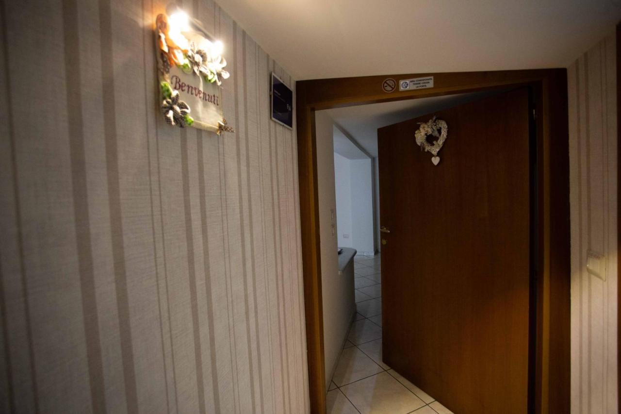 House Da Mary Apartment Caserta Ngoại thất bức ảnh