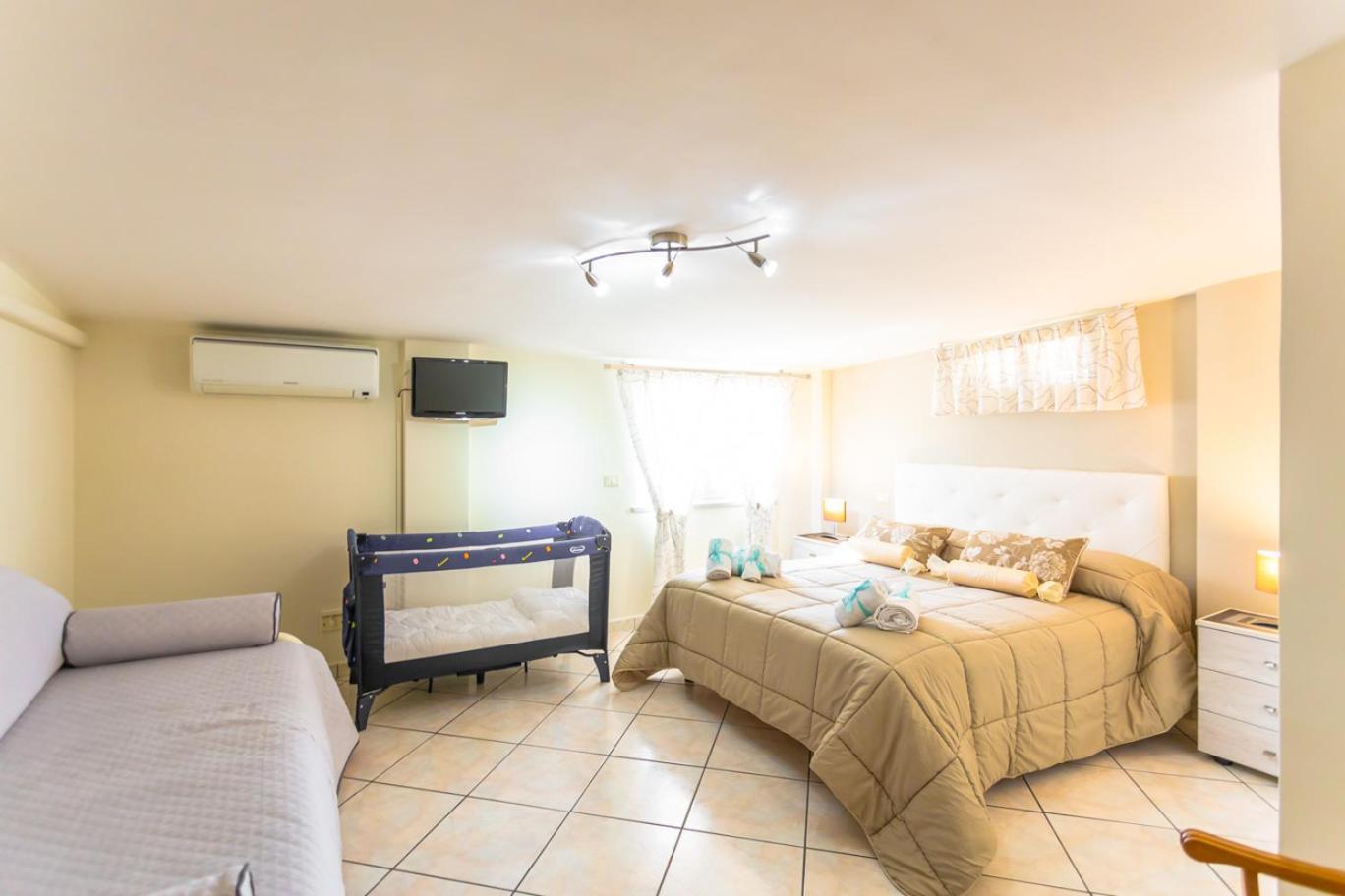 House Da Mary Apartment Caserta Ngoại thất bức ảnh